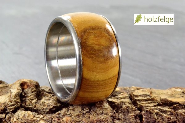 Holz-Ring, Edelstahl, Olivenholz , Ringgröße: G 62